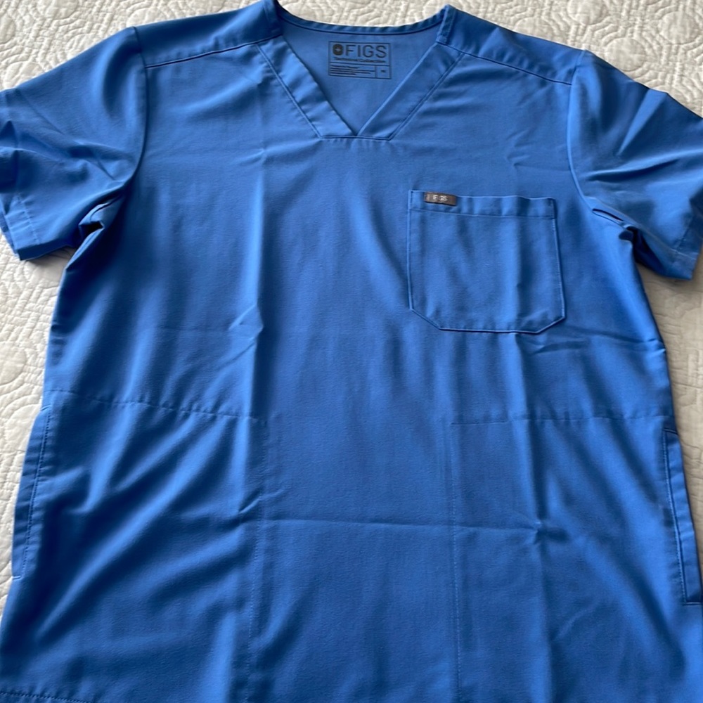 Figs mens scrub top